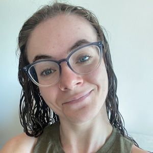 Meet your Posher, Nora